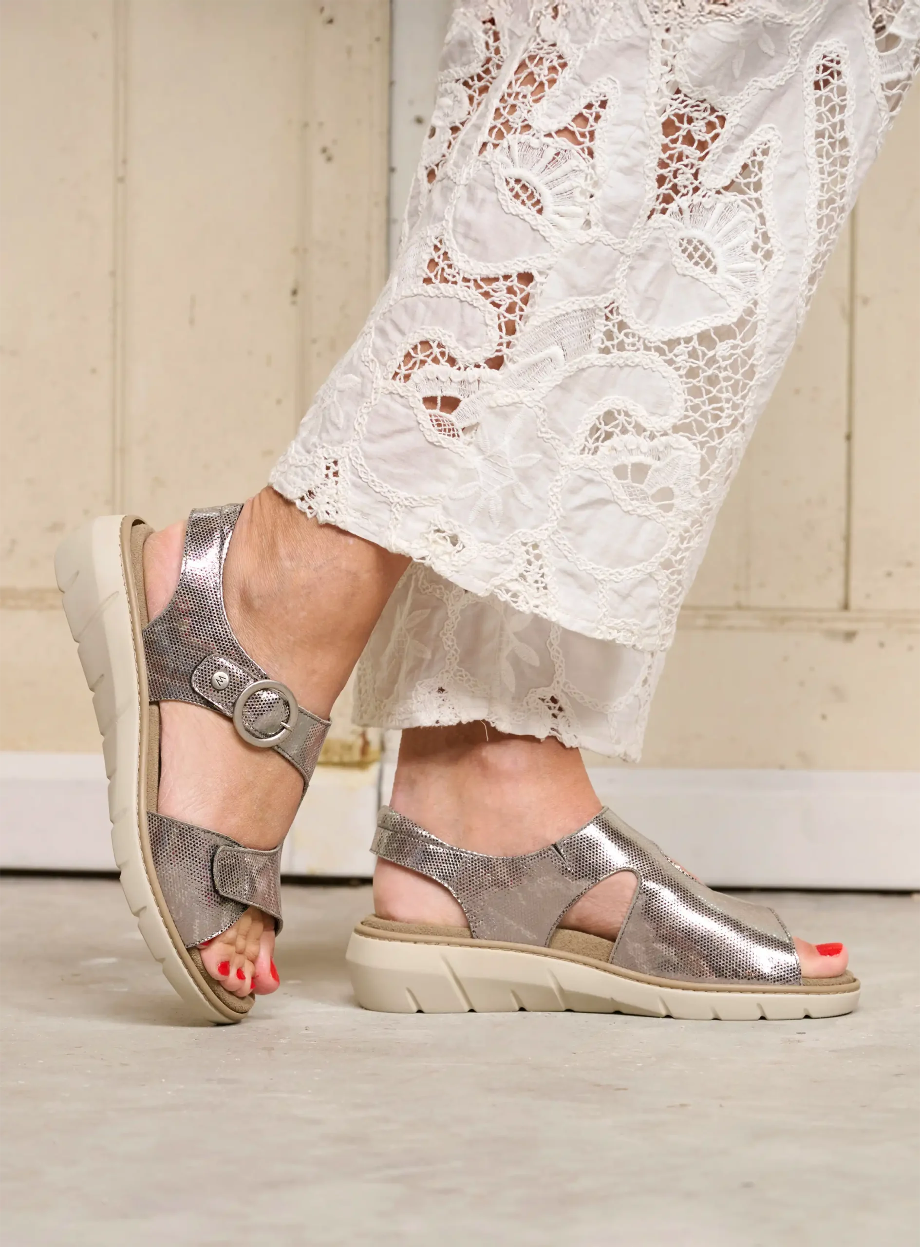 Leros grijs metallic sandalen