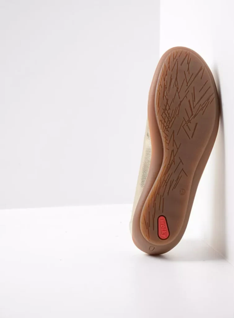Wolky Ballerina's 00386 Duncan F2F 80120 champagne vegan biocare