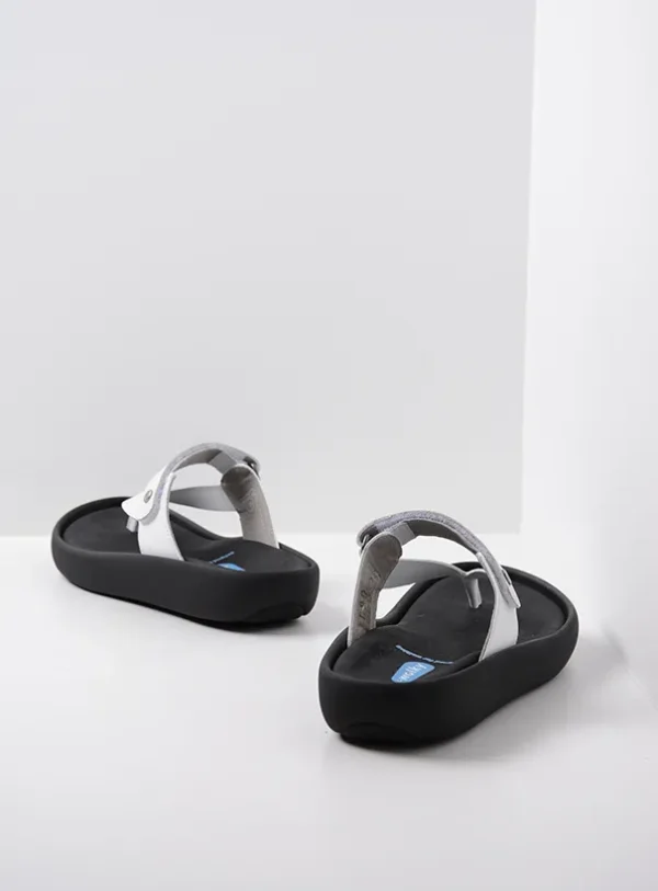 Wolky Peace - wit leer Slippers voor dames
