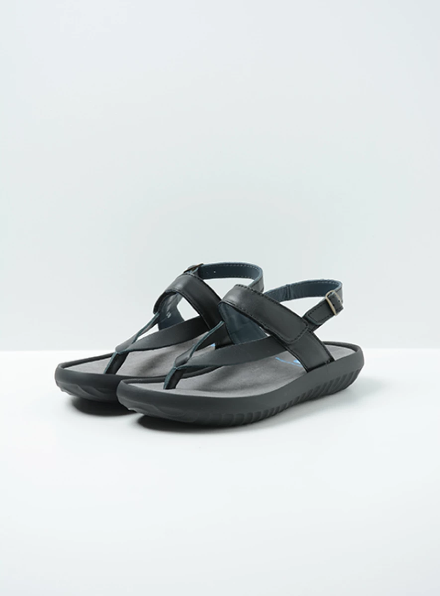 wolky sandalen 00882 cebu 31000 zwart mat leer front