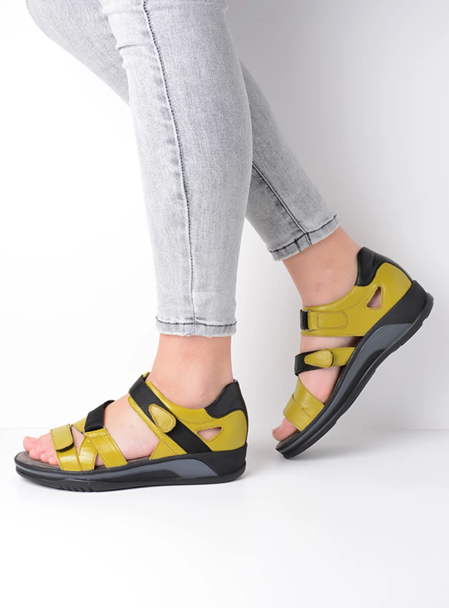 Wolky Sandalen 01055 Desh 30710 olijfgroen leer