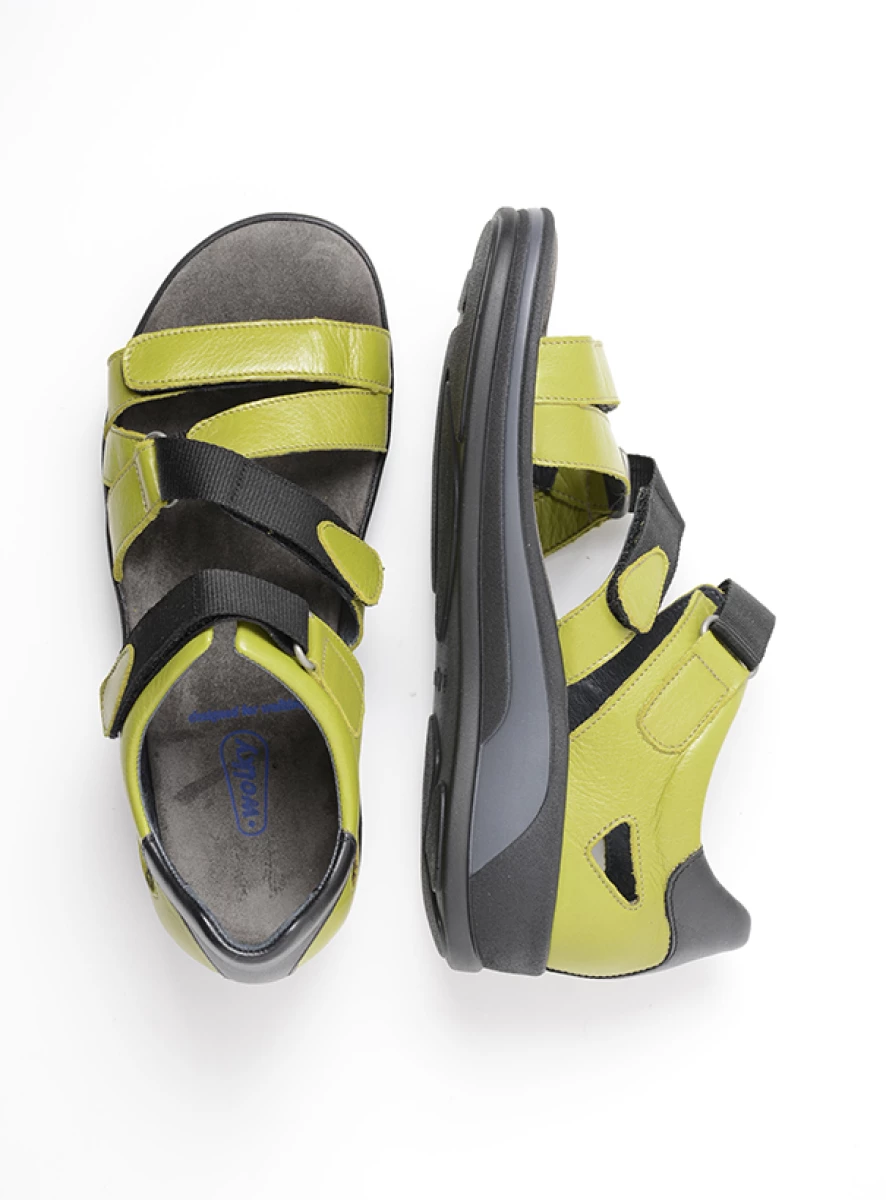 Wolky Sandalen 01055 Desh 30710 olijfgroen leer