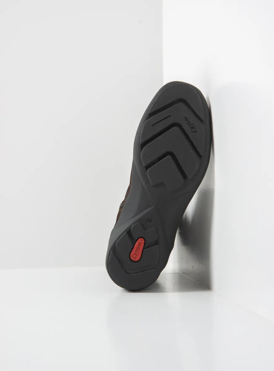 Wolky Laarzen 01572 Luna 11302 bruin nubuck