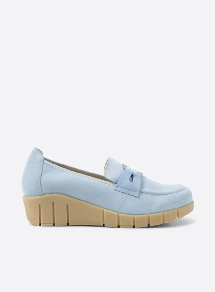 Wolky Augusta - lichtblauw suede Instappers voor dames