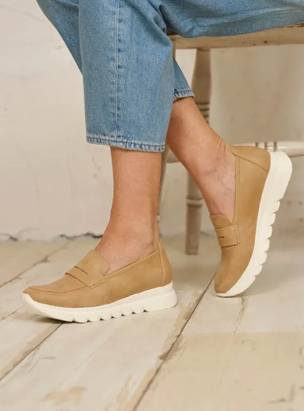 Wolky Snoafer F2F - zand vegan biocare Instappers voor dames