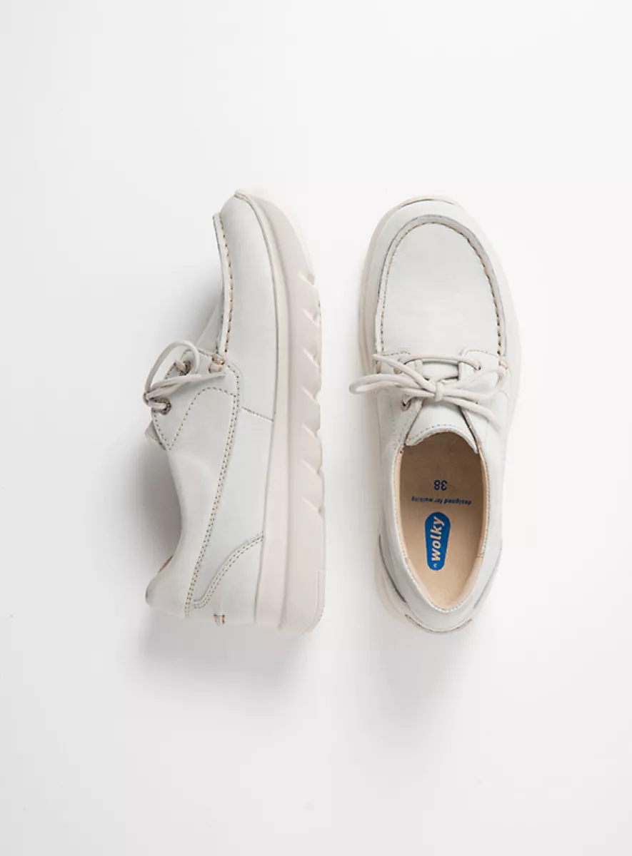 Wolky Nieuw 02128 Boaker 36120 gebroken wit effectleer