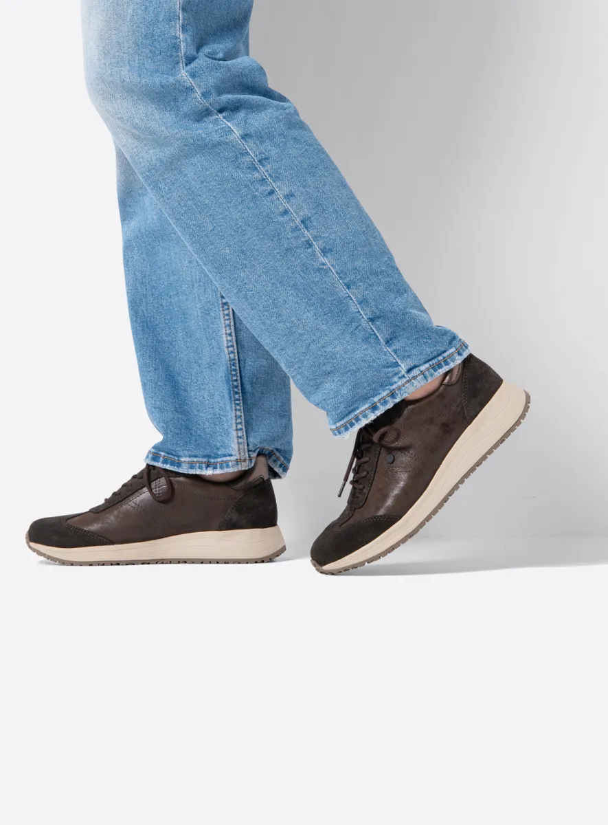 Wolky Lage veterschoenen 02281 Daba 36300 bruin effectleer