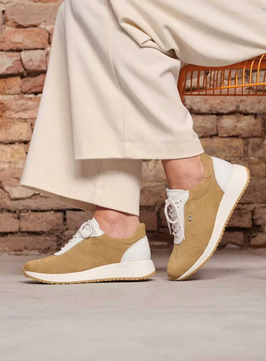 Wolky Lage veterschoenen 02281 Daba 40390 beige suede