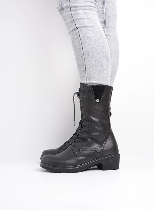 wolky biker boots 02781 shan 24000 zwart leer sfeer