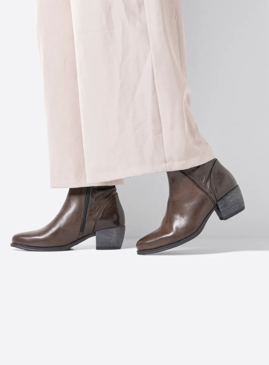 Wolky Enkellaarsjes 02886 Montalba HV 38300 bruin leer