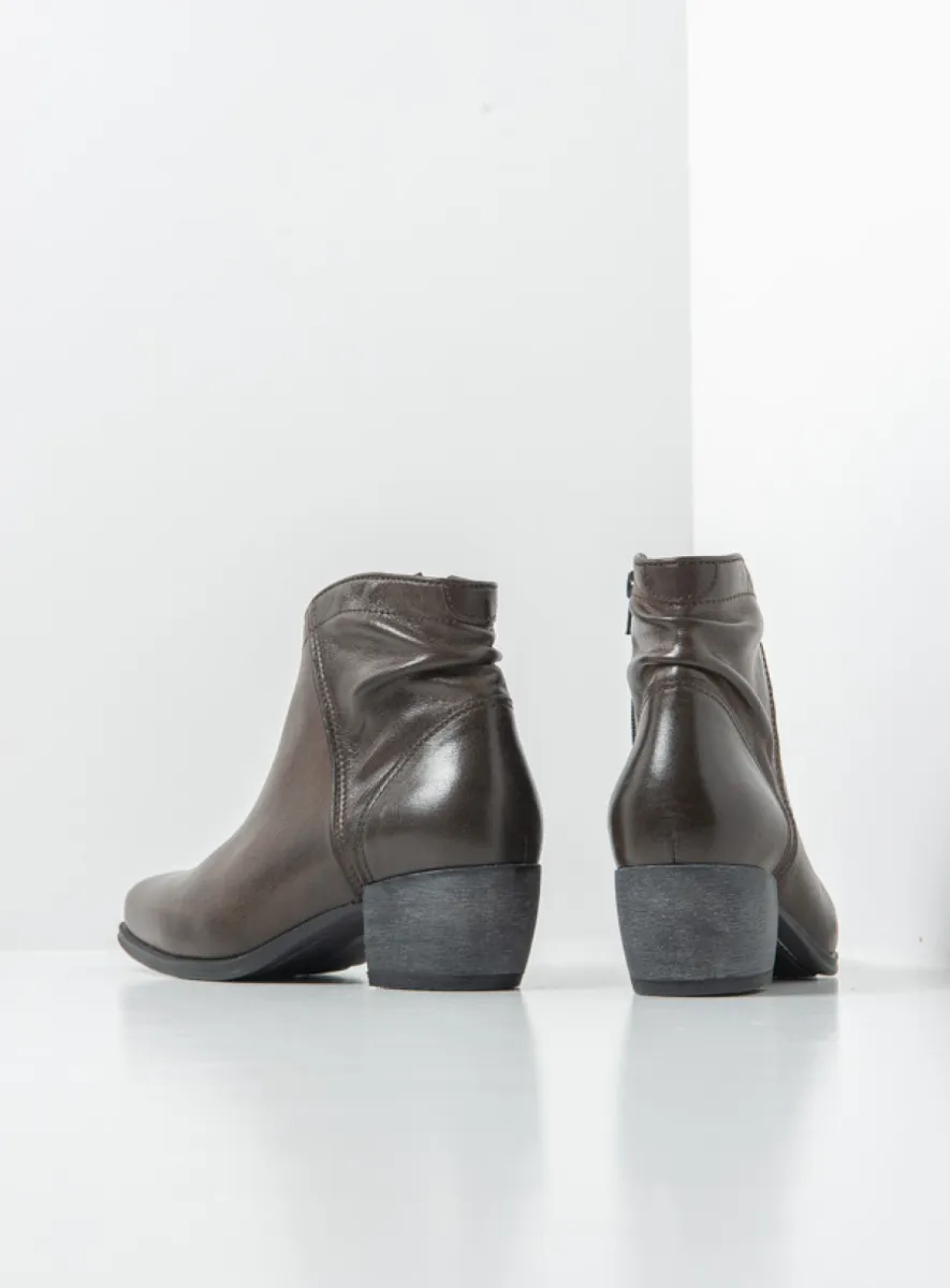 Wolky Enkellaarsjes 02886 Montalba HV 38300 bruin leer