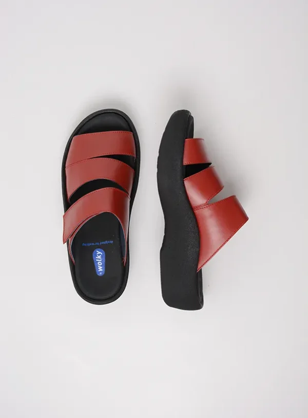 Wolky Aporia - rood leer Slippers voor dames