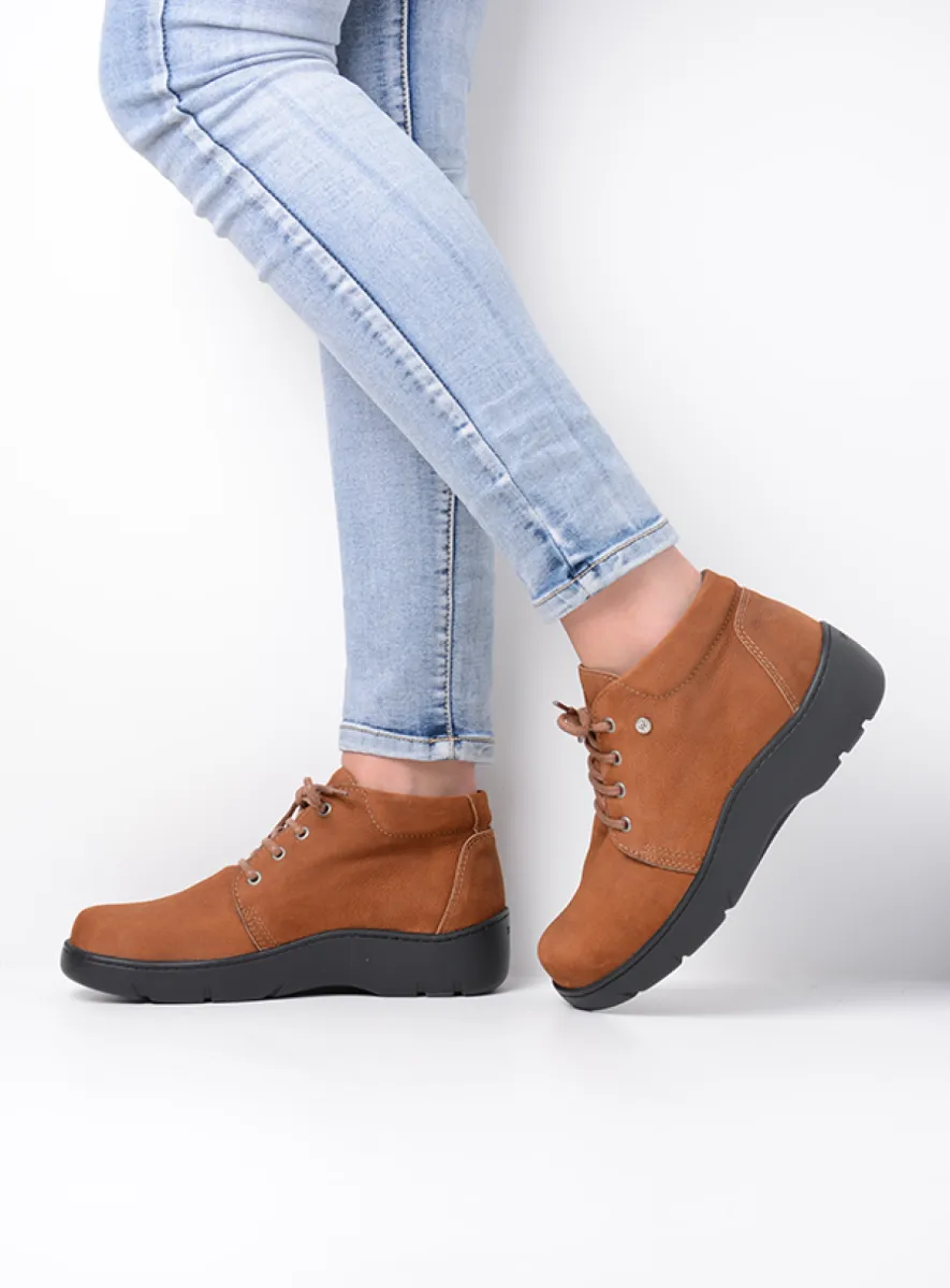 Wolky Hoge veterschoenen 03255 Tarda WR 11430 cognac nubuck