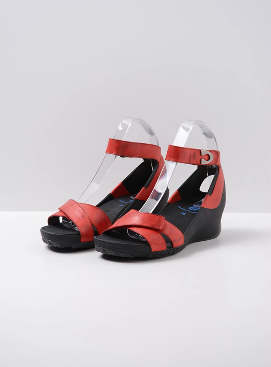 wolky sandalen 03776 era 20500 rood leer front