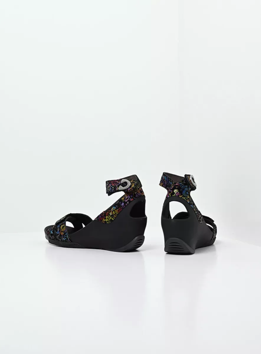 Wolky Sandalen 03776 Era 47999 zwart/multi flower nubuck