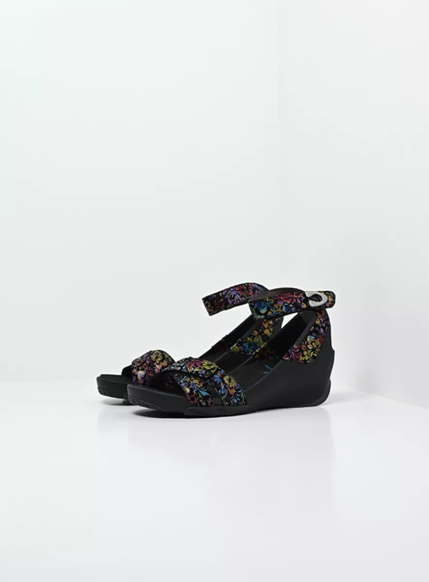 Wolky Sandalen 03776 Era 47999 zwart/multi flower nubuck