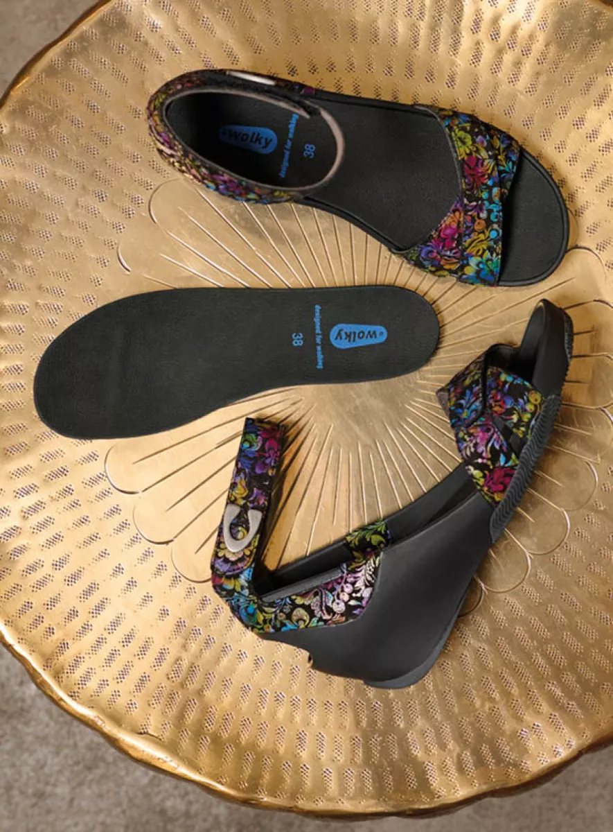Wolky Sandalen 03776 Era 47999 zwart/multi flower nubuck