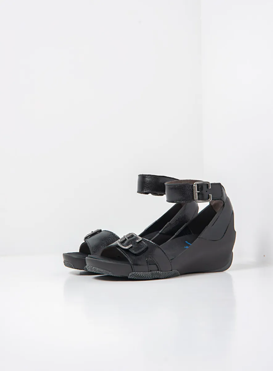 Wolky Eraza - zwart metallic leer Sandalen voor dames