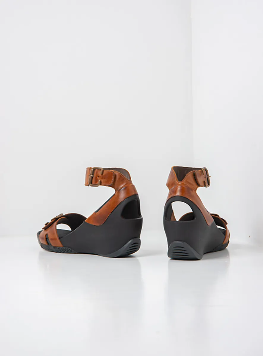 Wolky Sandalen 03777 Eraza 31430 cognac leer