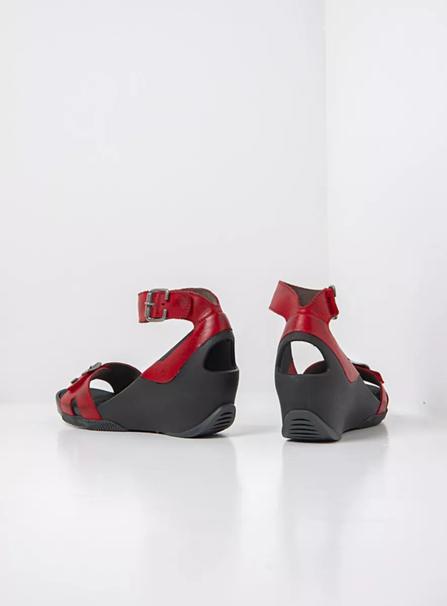 Wolky Nieuw 03777 Eraza 31500 rood leer