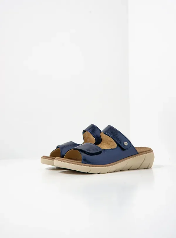 Wolky Cyprus - blauw metallic leer Slippers voor dames