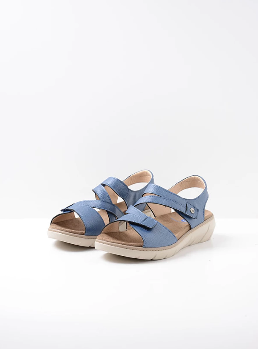 wolky sandalen 04106 ikaria 32870 blauw leer front