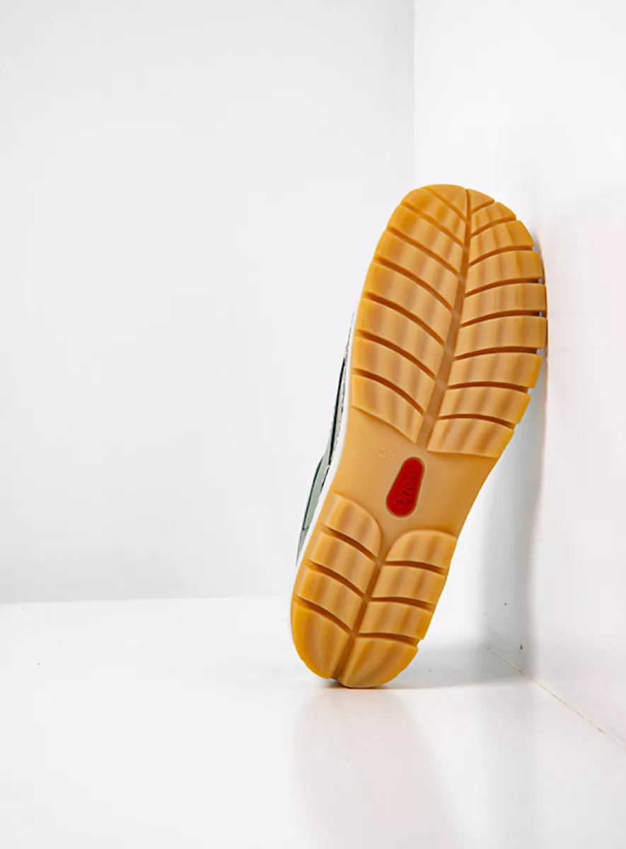 Wolky Veterschoenen 04701 Fly Summer 61701 saliegroen glansleer