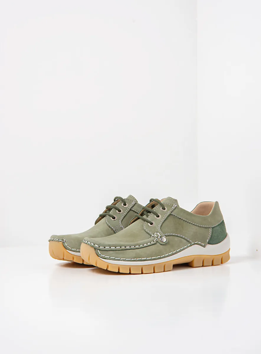 Wolky Seamy Fly Summer - saliegroen effectleer Veterschoenen voor dames