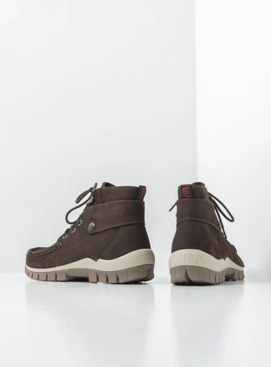 Wolky Hoge veterschoenen 04725 Jump 11300 bruin nubuck