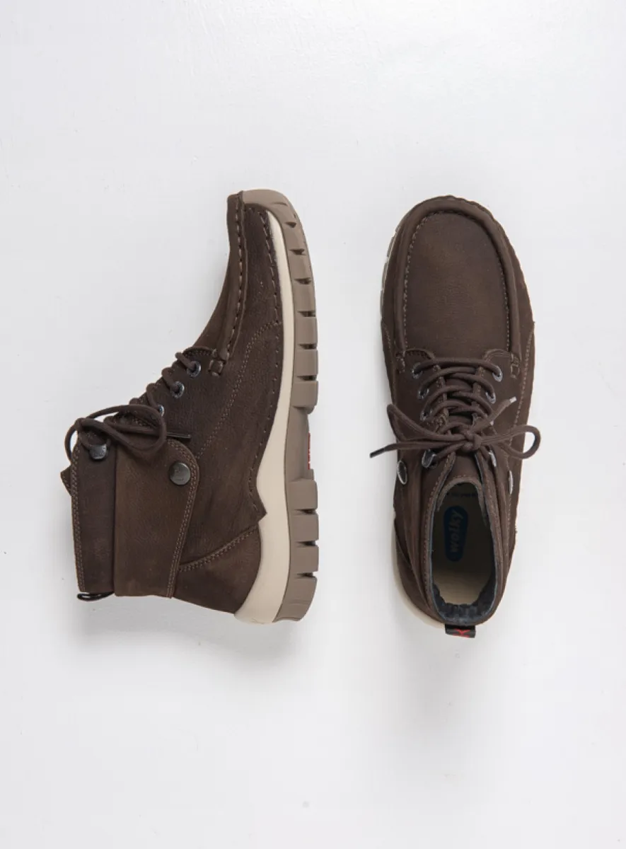 Wolky Hoge veterschoenen 04725 Jump 11300 bruin nubuck