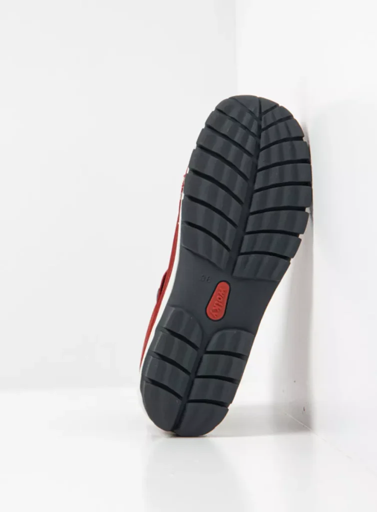 Wolky Hoge veterschoenen 04725 Jump 11553 kersenrood nubuck