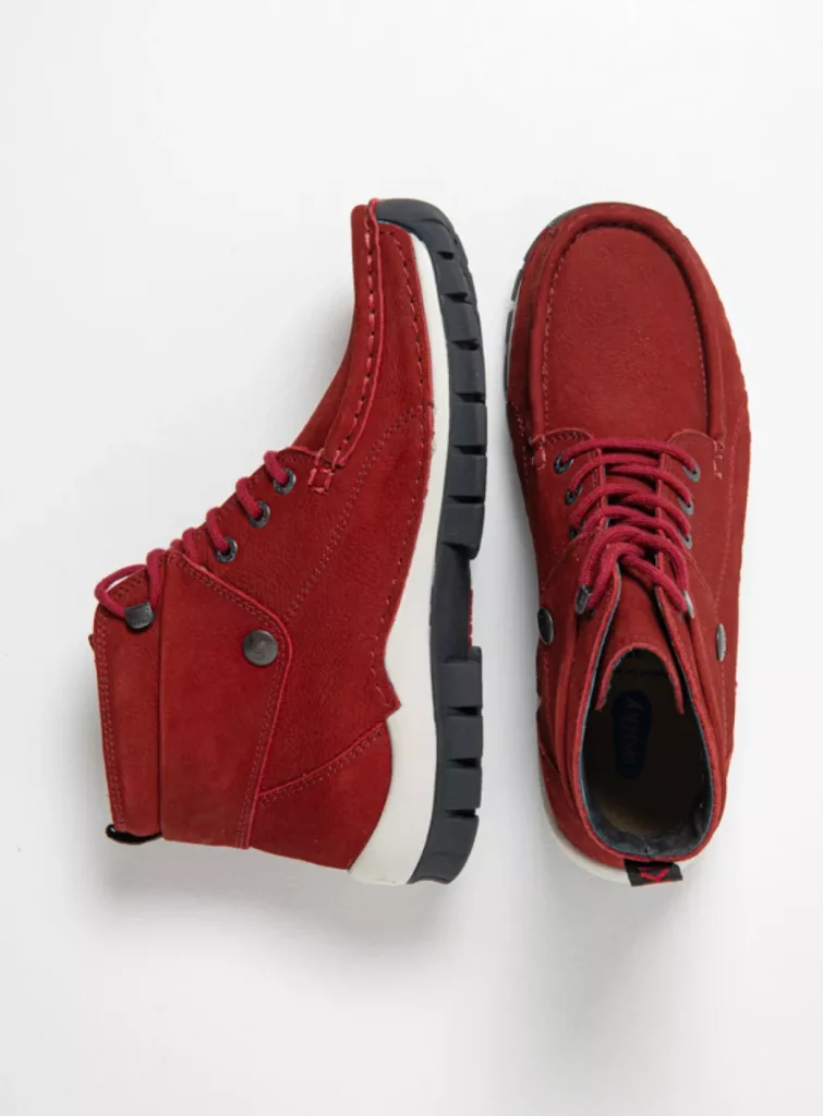 Wolky Hoge veterschoenen 04725 Jump 11553 kersenrood nubuck