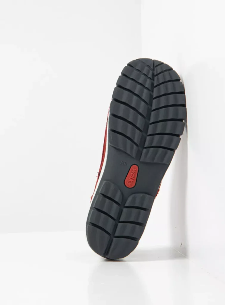 Wolky Veterschoenen 04726 Fly 11553 kersenrood nubuck