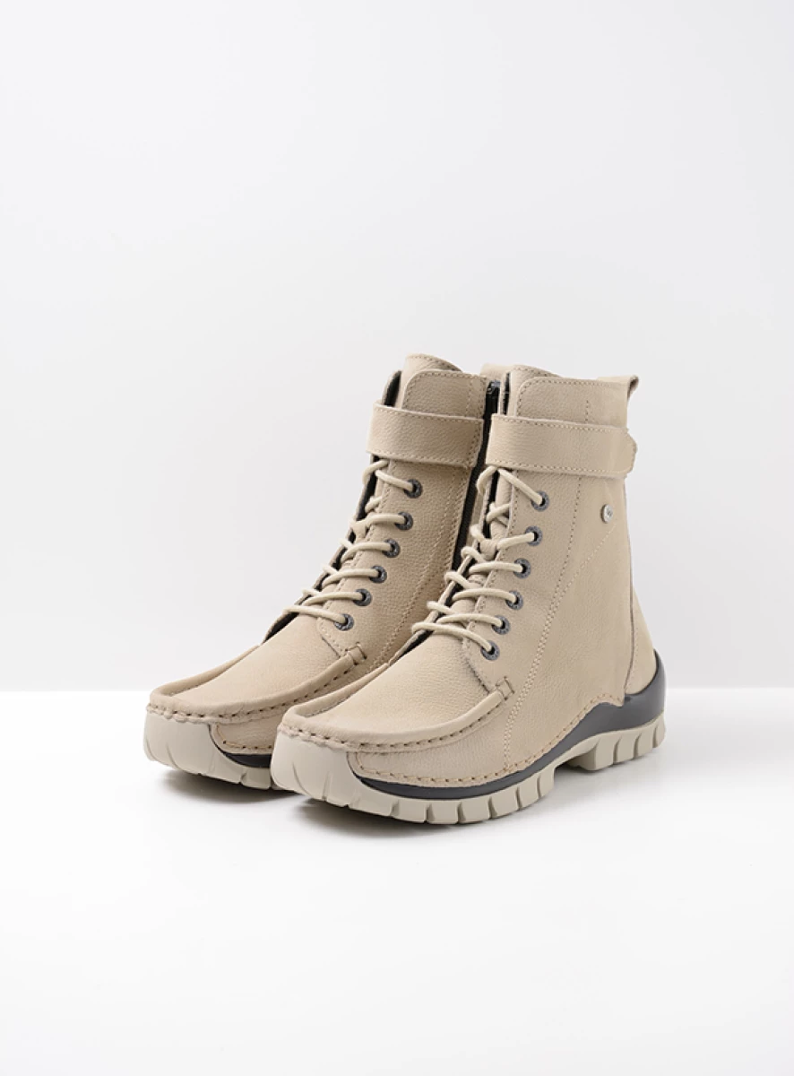 wolky hoge veterschoenen 04738 reach 11125 safari nubuck front