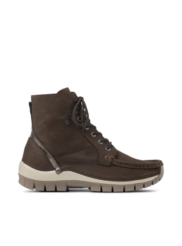 Wolky Vibe - bruin nubuck Hoge veterschoenen voor dames