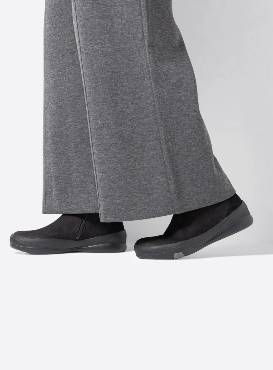 Wolky Pulse - zwart nubuck Enkellaarsjes voor dames