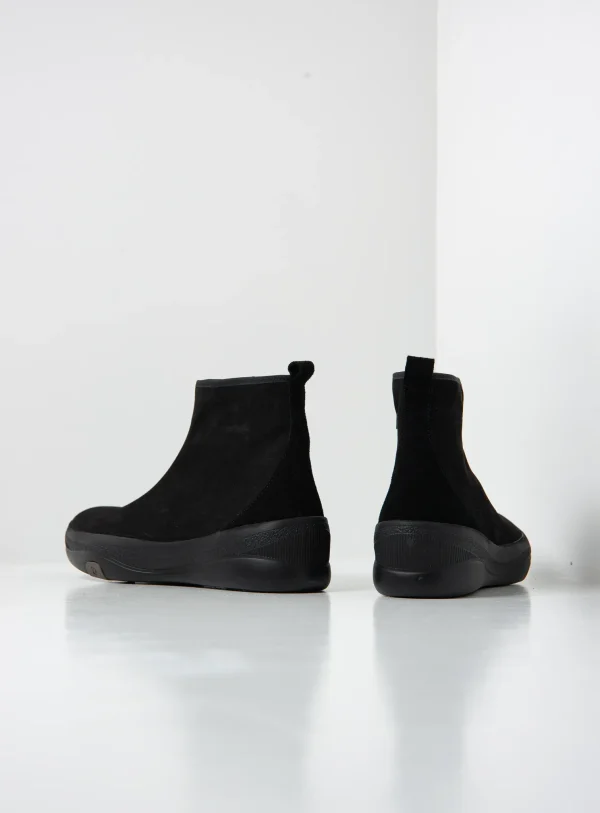 Wolky Pulse - zwart nubuck Enkellaarsjes voor dames