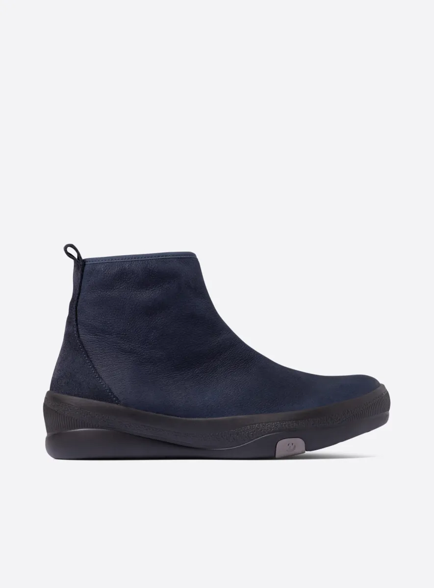 Wolky Pulse - blauw nubuck Enkellaarsjes voor dames