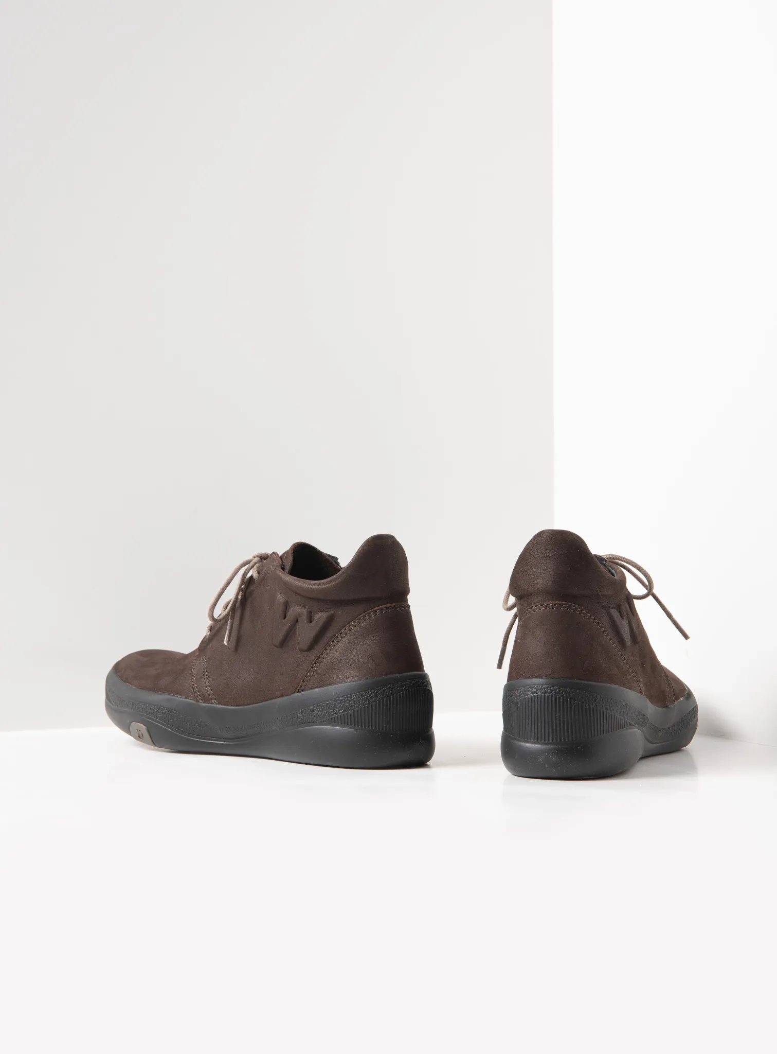 Wolky Hoge veterschoenen 05501 Fuse 11300 bruin nubuck