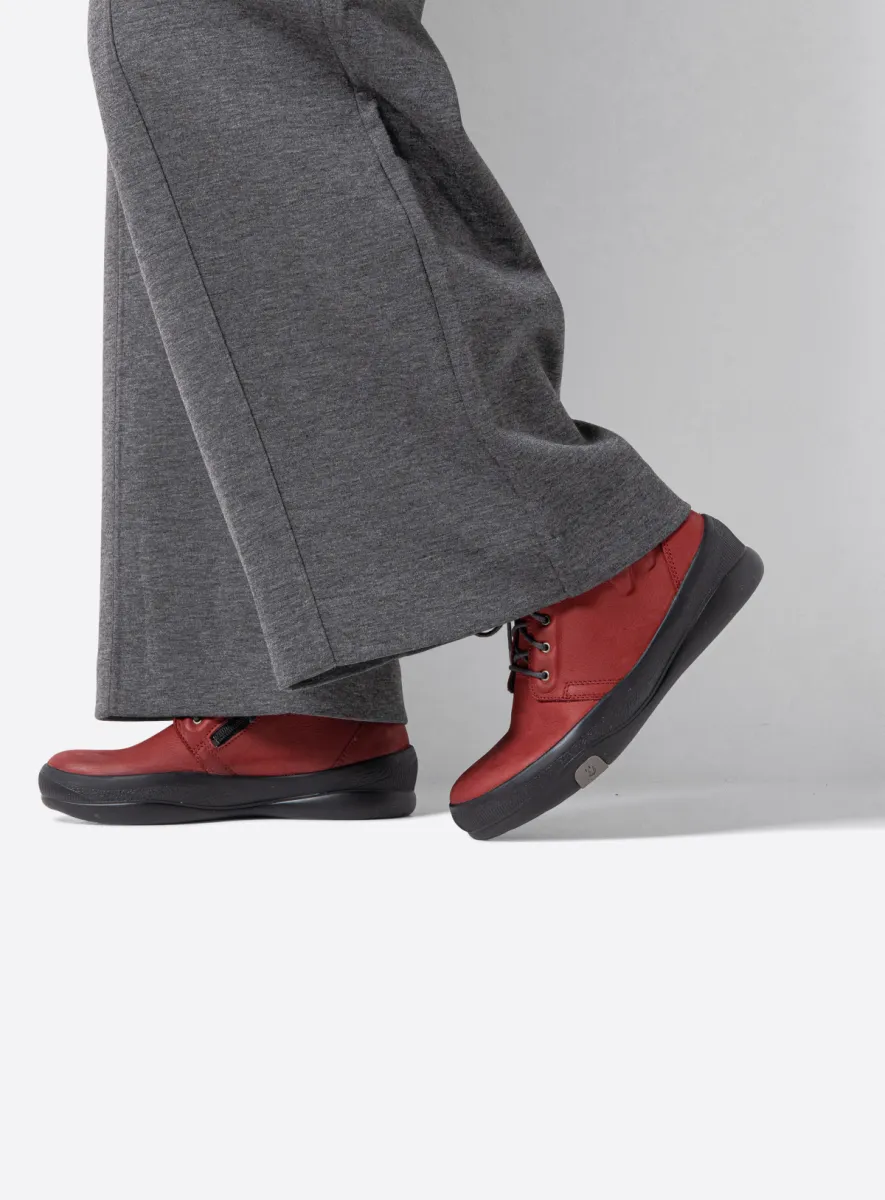 Wolky Fuse - bordeauxrood nubuck Hoge veterschoenen voor dames
