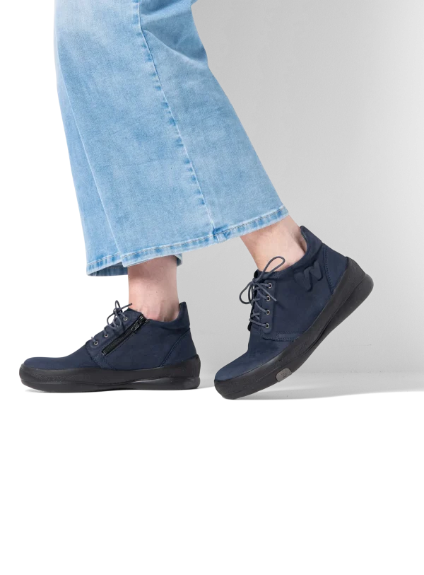 Wolky Fuse - blauw nubuck Hoge veterschoenen voor dames