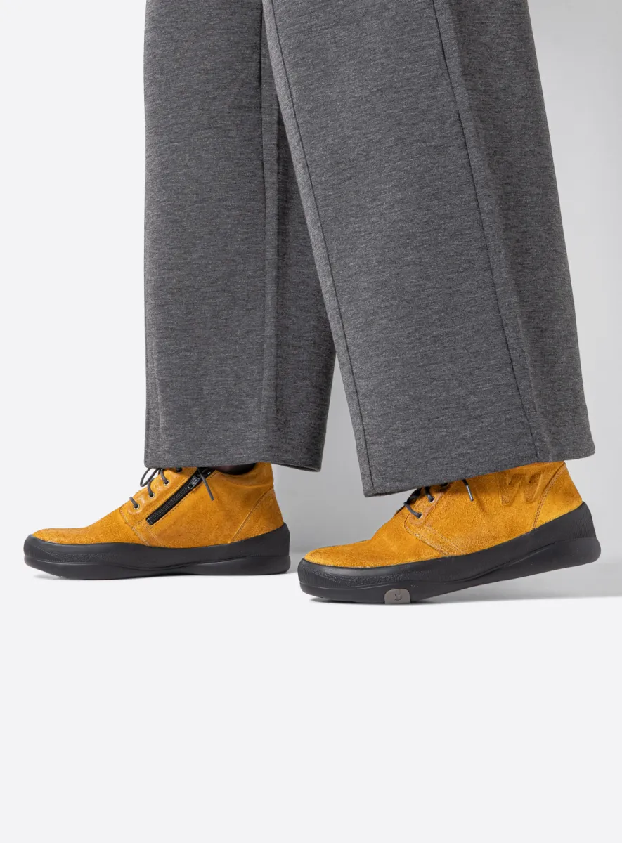 Wolky Fuse - donkeroker suede Hoge veterschoenen voor dames