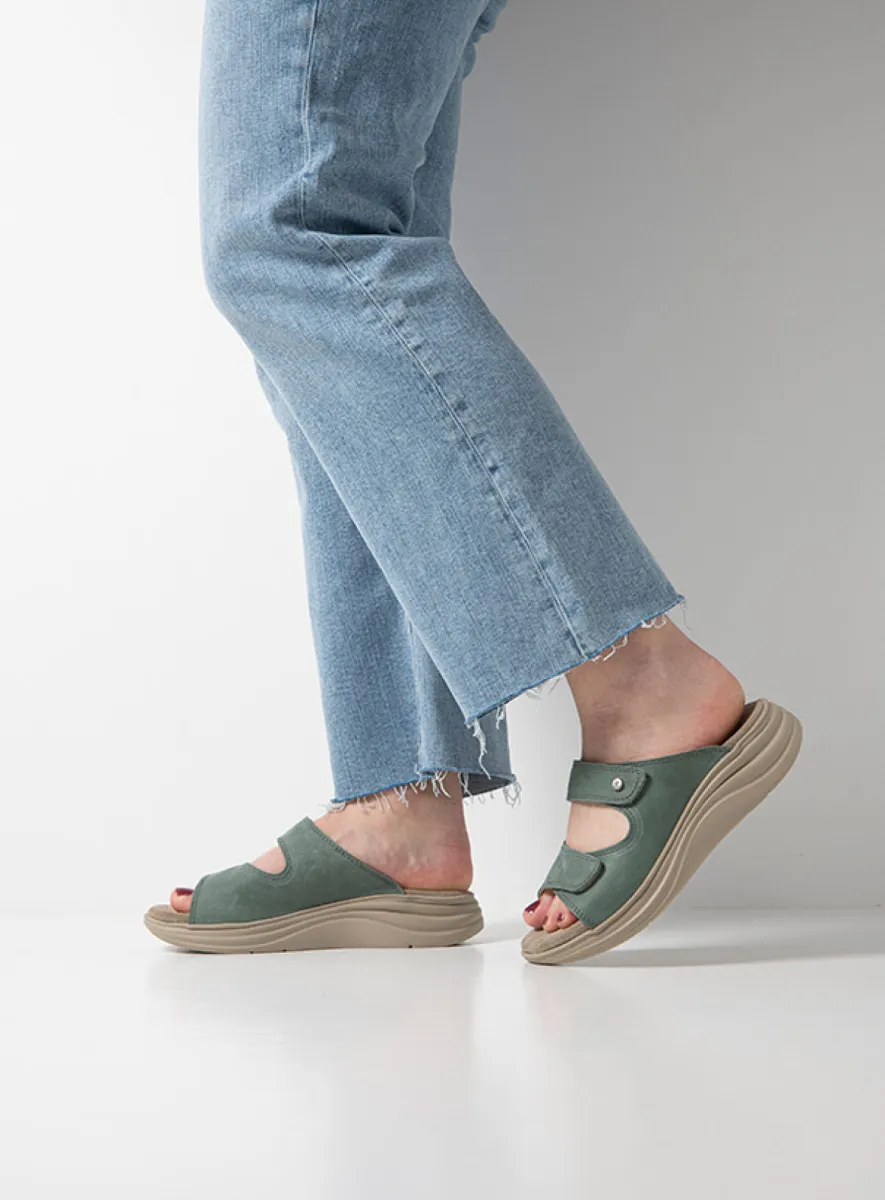 Wolky Slippers 05653 Airo 10701 saliegroen nubuck