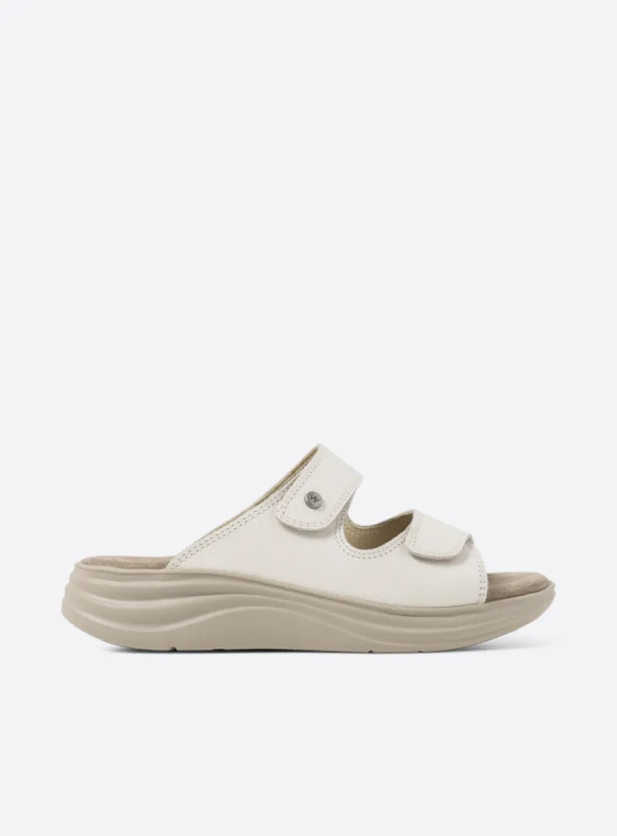 Wolky Airo - offwhite leer Slippers voor dames