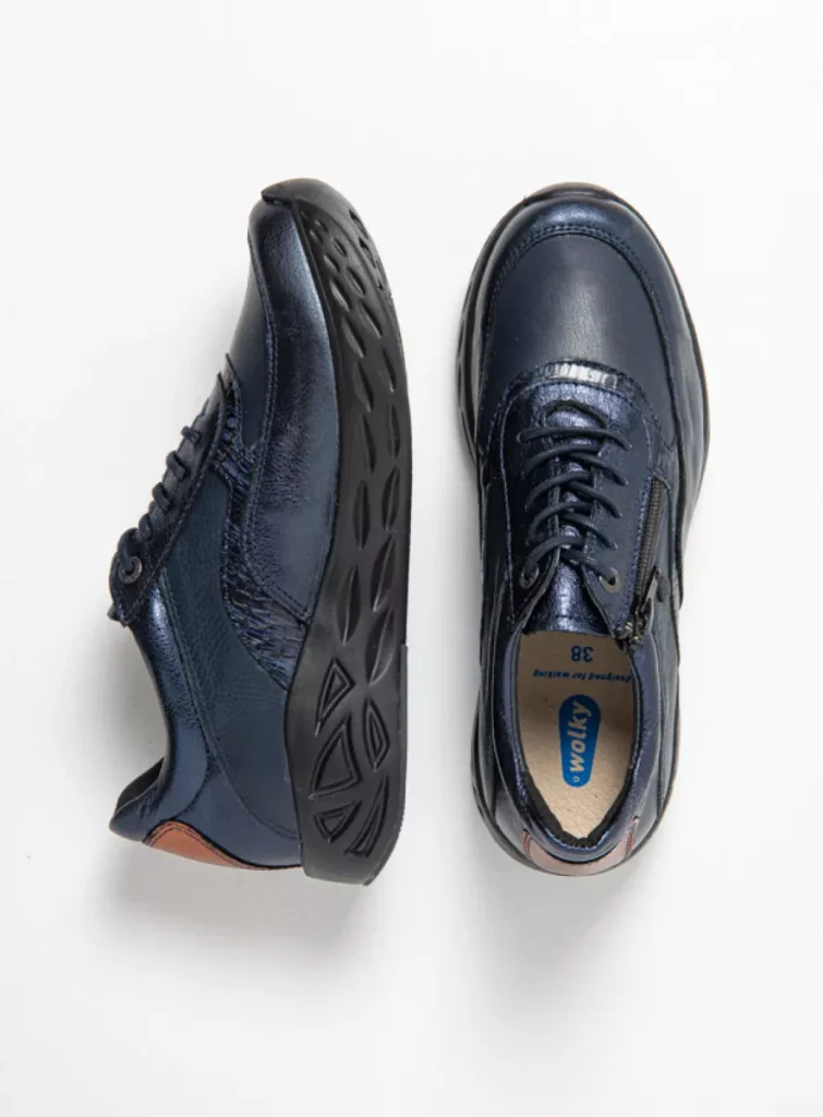 Wolky Sneakers 05703 Vitality S2F 90802 marineblauw stretch/leer combi