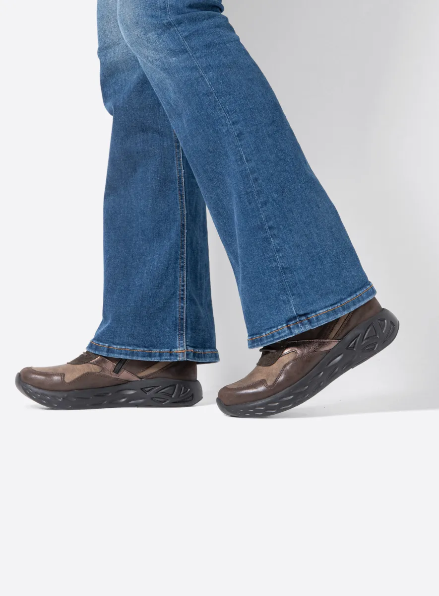 Wolky Hoge veterschoenen 05708 Zest S2F 90300 bruin stretch/leer combi