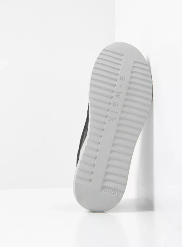Wolky Nieuw 05826 e-Push S2F 90001 zwart stretch/leer combi