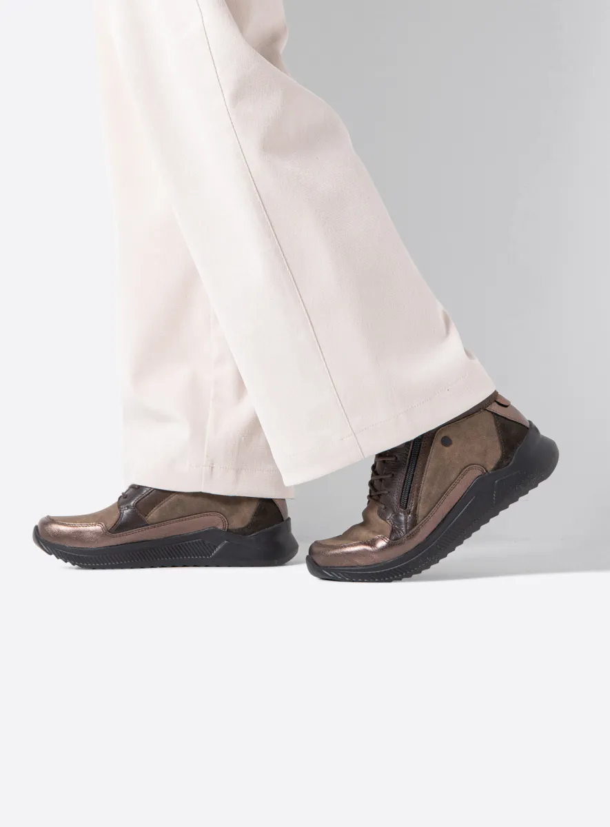 Wolky Hoge veterschoenen 05826 e-Push S2F 90300 bruin stretch/leer combi