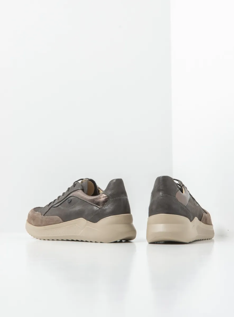 Wolky Sneakers 05827 e-Move 90203 brons metallic combi leer