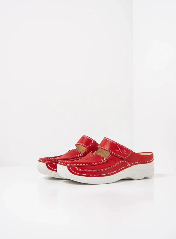 Wolky Roll Slipper - rood effectleer Klompen voor dames
